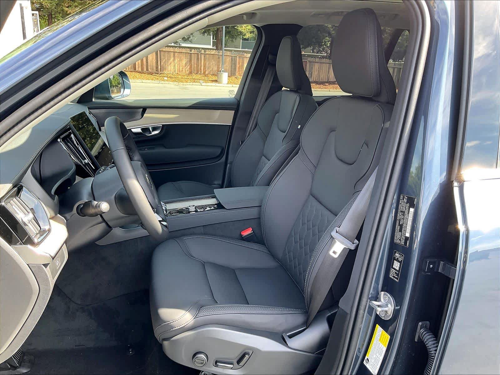 New 2027 Volvo XC90 B5 Plus AWD/4WD image 11