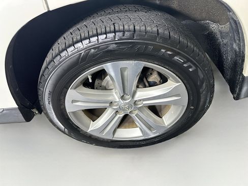 Used 2013 Toyota Highlander Limited image 11