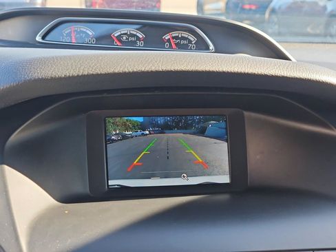 Used 2018 Ford Focus ST FWD image 26