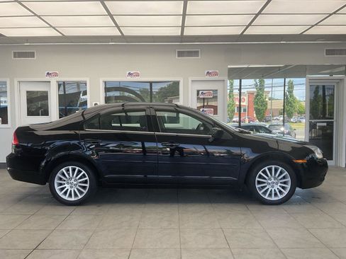Used 2006 Mercury Milan Premier FWD image 4