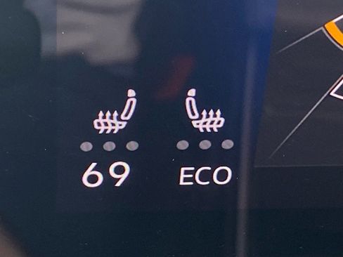 Certified 2024 Volkswagen ID.4 S image 16