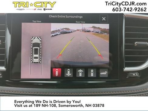 New 2026 Chrysler Pacifica Pinnacle image 19