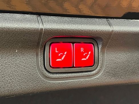 Used 2023 Mercedes-Benz EQE AMG 4MATIC Sedan w/ AMG Night Package image 39