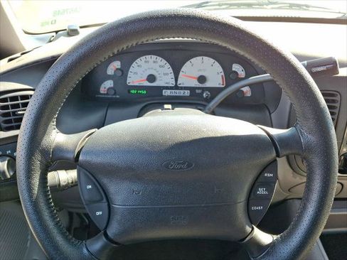Used 2001 Ford F150 Lightning RWD image 16