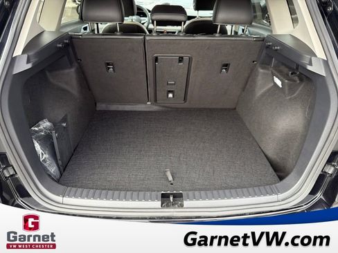 Certified 2025 Volkswagen Taos SE image 22