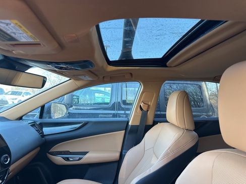 Used 2025 Lexus NX 350 AWD image 5