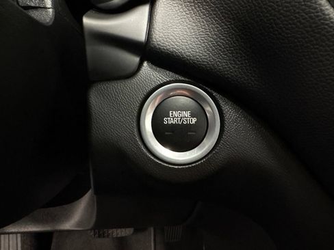 Used 2024 Chevrolet Equinox LT AWD/4WD image 23