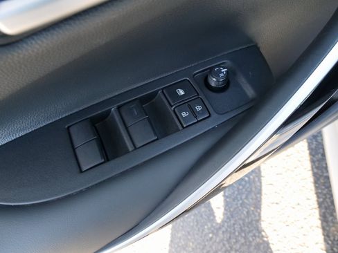 Used 2025 Toyota Corolla XLE image 19