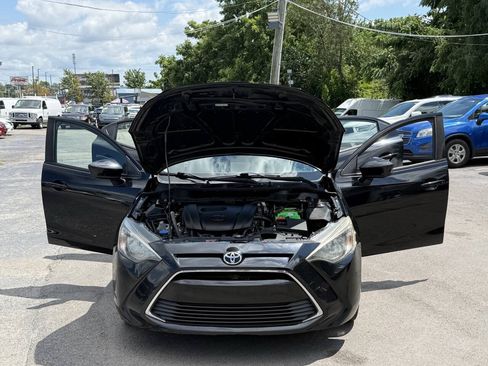 Used 2018 Toyota Yaris iA FWD image 22