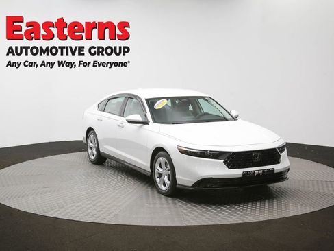 Used 2025 Honda Accord LX image 48