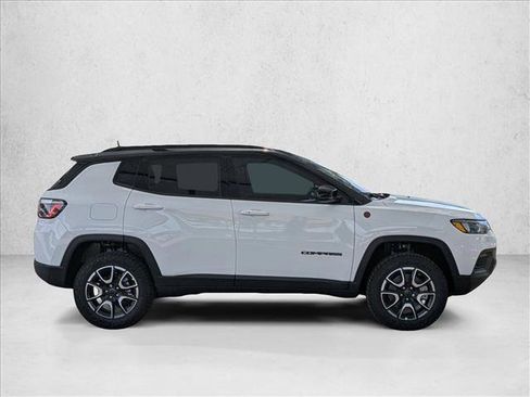 New 2025 Jeep Compass Trailhawk w/ Trailhawk Convenience Group image 4
