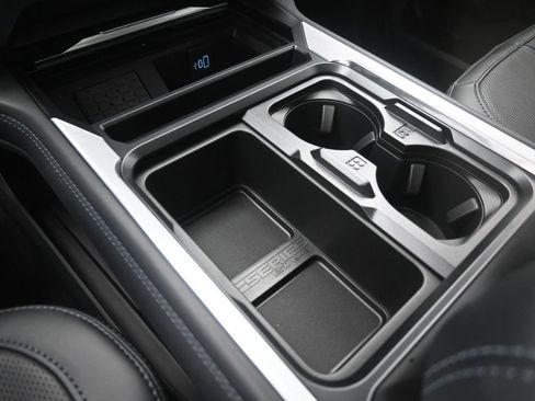 New 2026 Ford F250 Platinum w/ FX4 Off-Road Package image 32