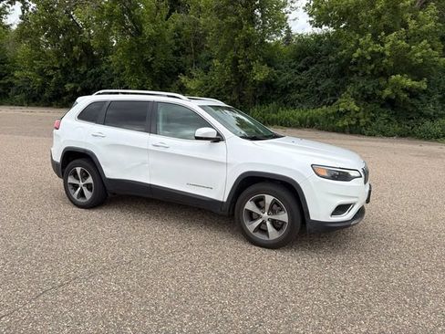 Used 2019 Jeep Cherokee Limited AWD/4WD image 15