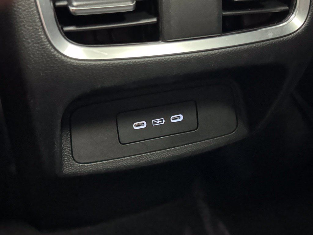 Used 2025 Acura RDX w/ Technology Package AWD/4WD image 34