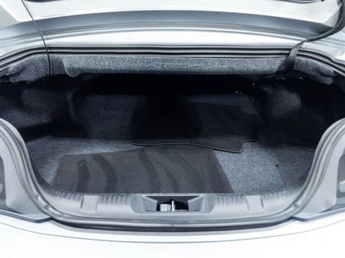 Used 2025 Ford Mustang Premium RWD image 9