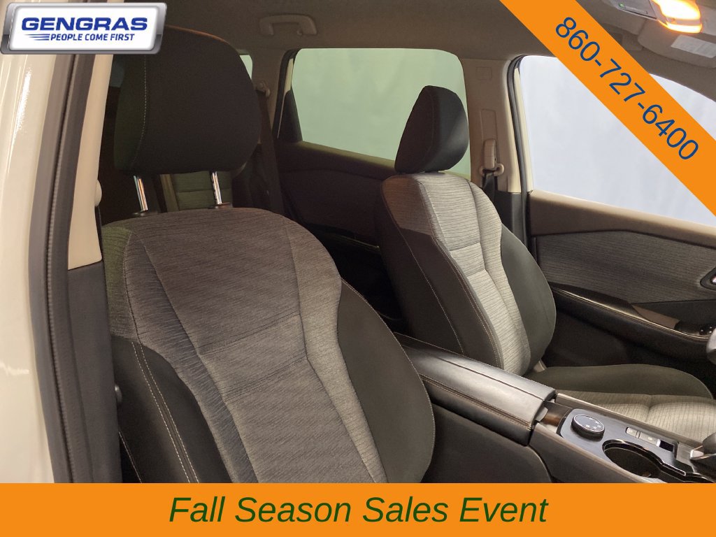 Used 2023 Nissan Rogue SV AWD/4WD image 39