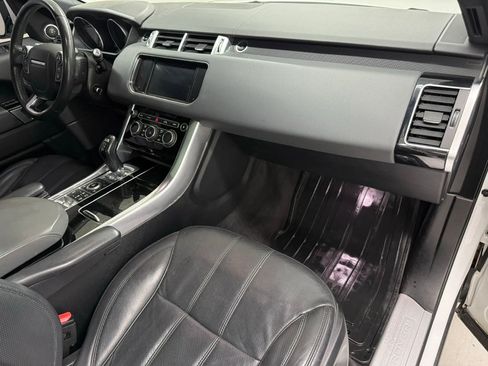 Used 2015 Land Rover Range Rover Sport HSE AWD/4WD image 12