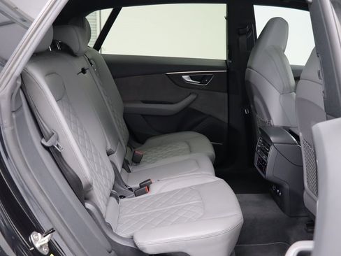 Used 2020 Audi SQ8 Premium Plus image 27