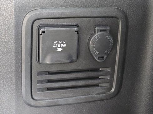 Used 2024 Toyota 4Runner TRD Off-Road image 17