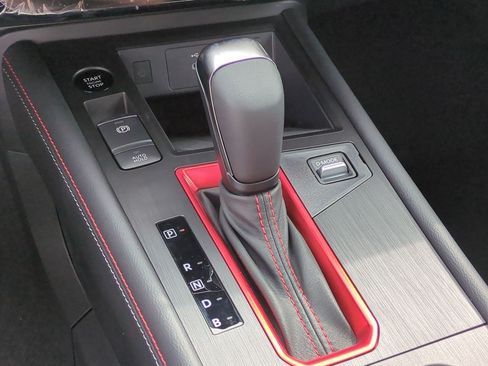 New 2026 Nissan Kicks SR FWD image 24