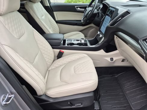 Used 2024 Ford Edge Titanium w/ Equipment Group 301A AWD/4WD image 21