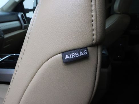 Used 2019 Ford F350 Lariat w/ Lariat Ultimate Package image 47