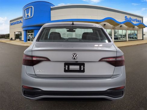 Used 2024 Volkswagen Jetta S image 7