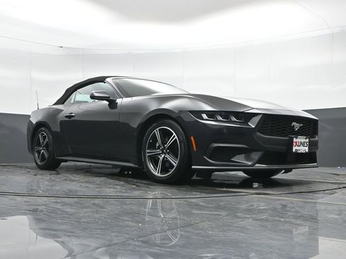 Used 2024 Ford Mustang Premium image 47