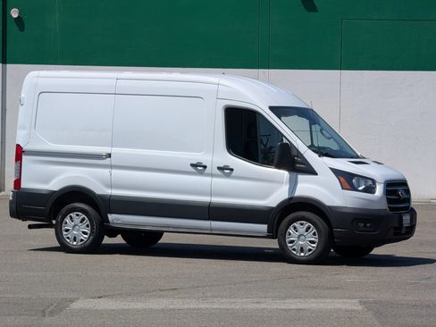 Used 2020 Ford Transit 250 Medium Roof w/ Load Area Protection Package RWD image 1