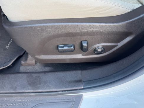 Used 2013 Hyundai Santa Fe Sport w/ Popular Equipment Pkg FWD image 17