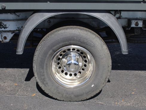 Used 2015 Freightliner Sprinter 3500 image 9