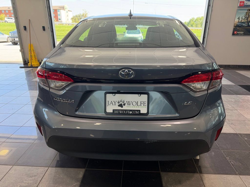 Certified 2024 Toyota Corolla LE FWD image 9