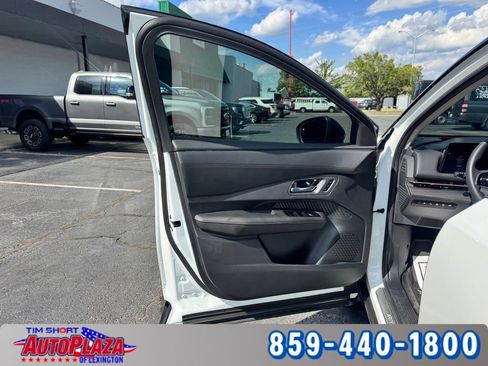Used 2024 Nissan Ariya FWD image 51