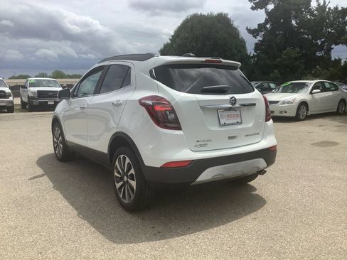 Used 2017 Buick Encore Essence FWD image 7