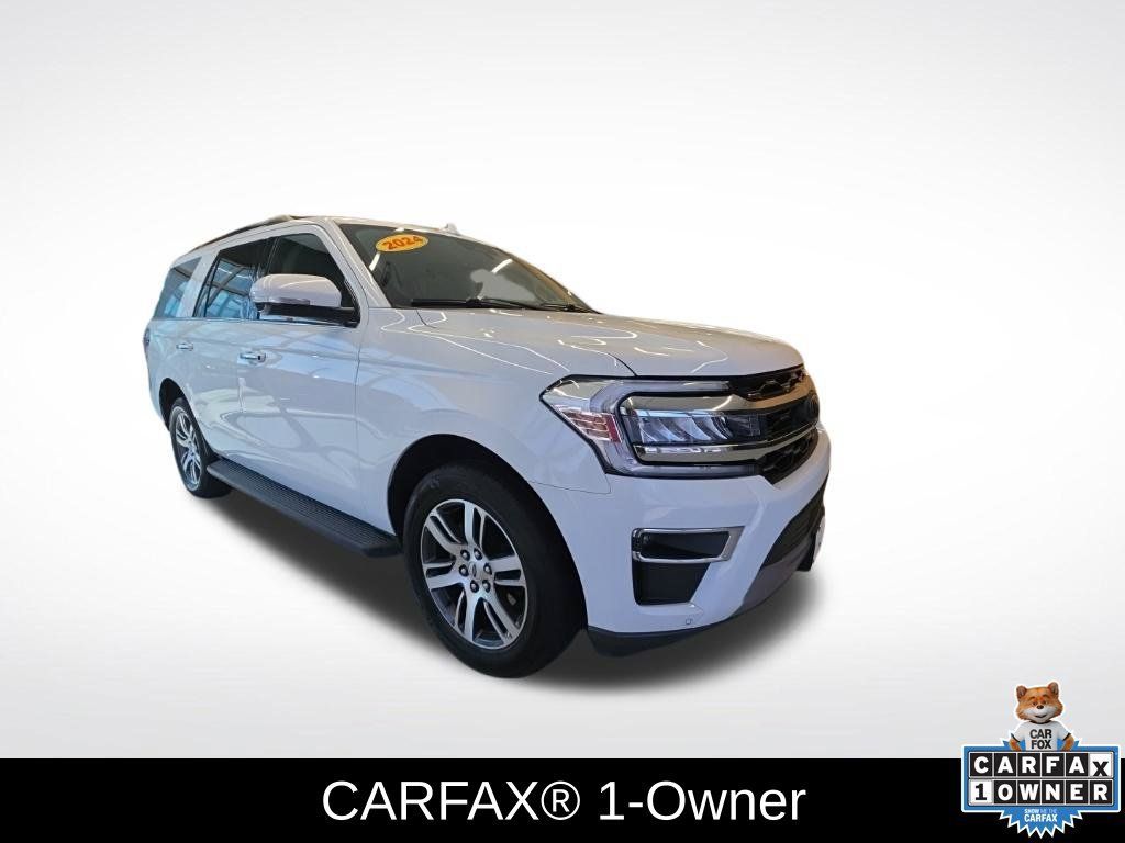 Used 2024 Ford Expedition Limited RWD image 2