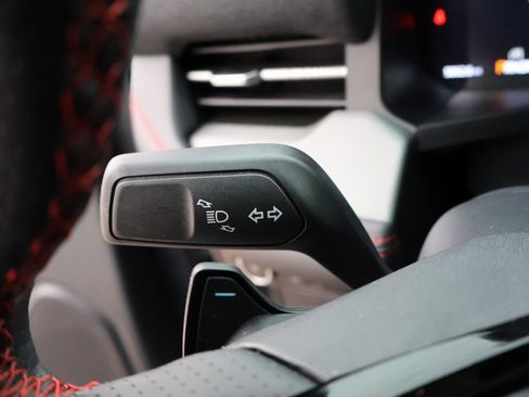 Used 2025 Ford Explorer ST w/ Sun And Sound Package image 37