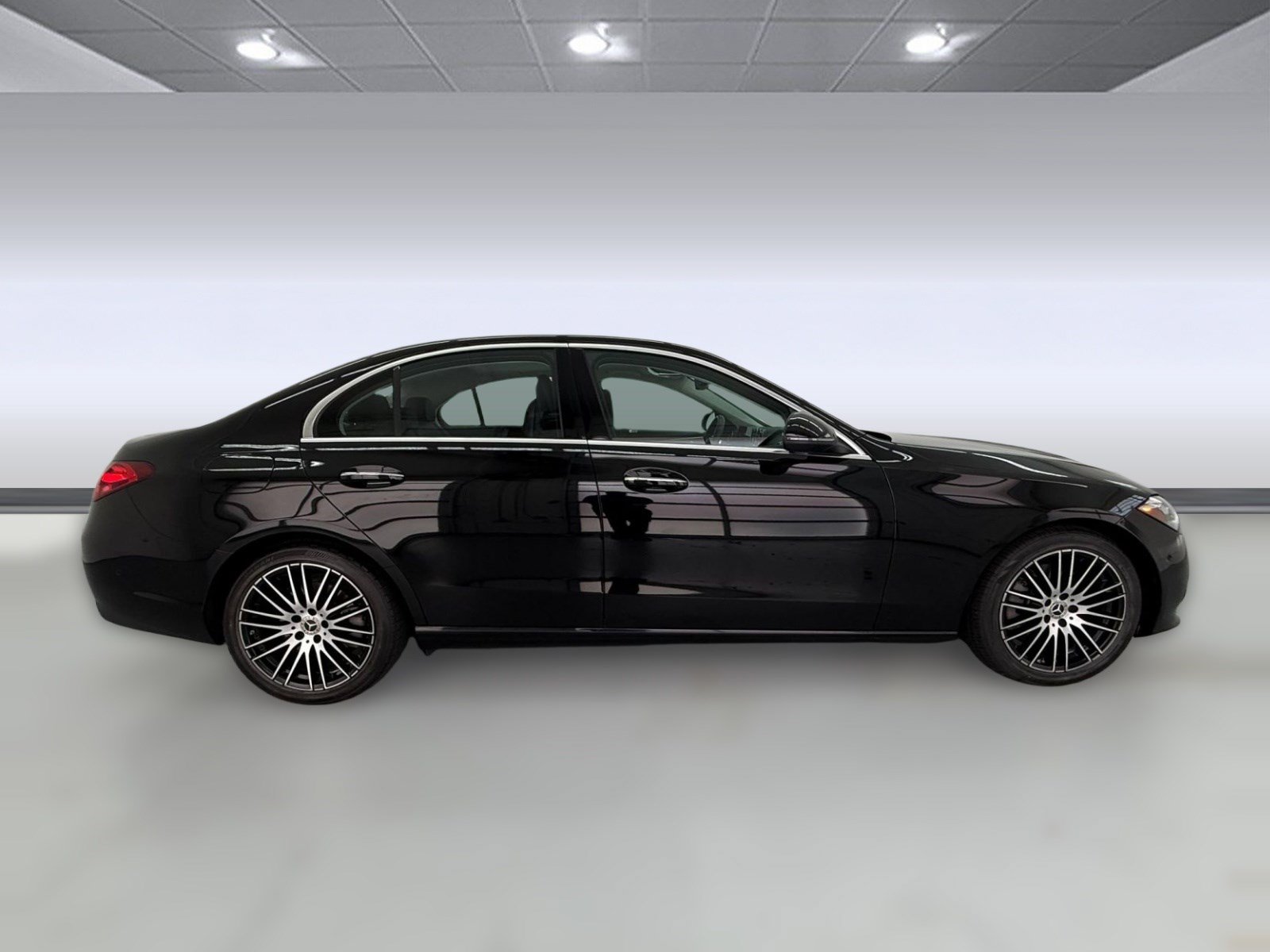 Used 2023 Mercedes-Benz C 300 Sedan image 7