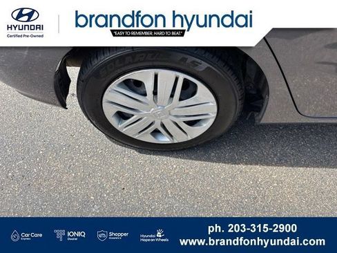 Used 2020 Honda Fit LX image 34