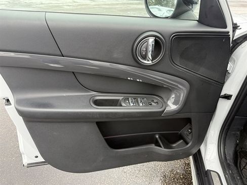 Used 2018 MINI Cooper Countryman S image 32