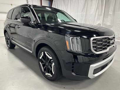 Used 2025 Kia Telluride S