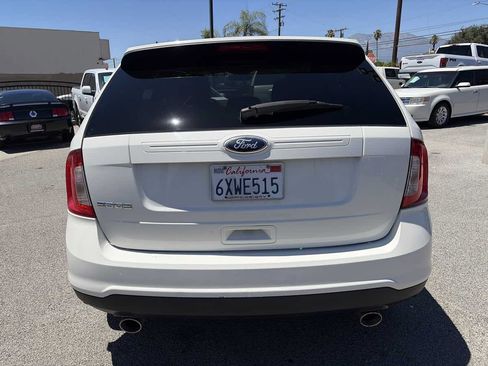 Used 2013 Ford Edge SE FWD image 3
