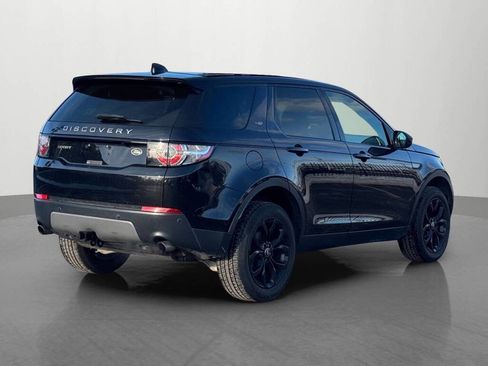 Used 2018 Land Rover Discovery Sport SE image 2