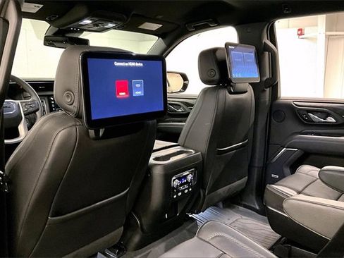 Used 2023 GMC Yukon Denali w/ LPO, Floor Liner Package image 31