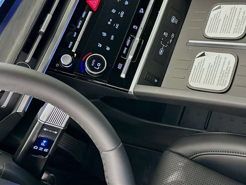 New 2026 Hyundai Santa Fe Limited FWD image 15