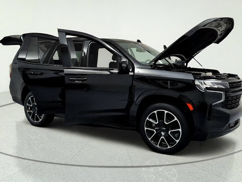 Used 2023 Chevrolet Tahoe RST w/ Luxury Package AWD/4WD image 14