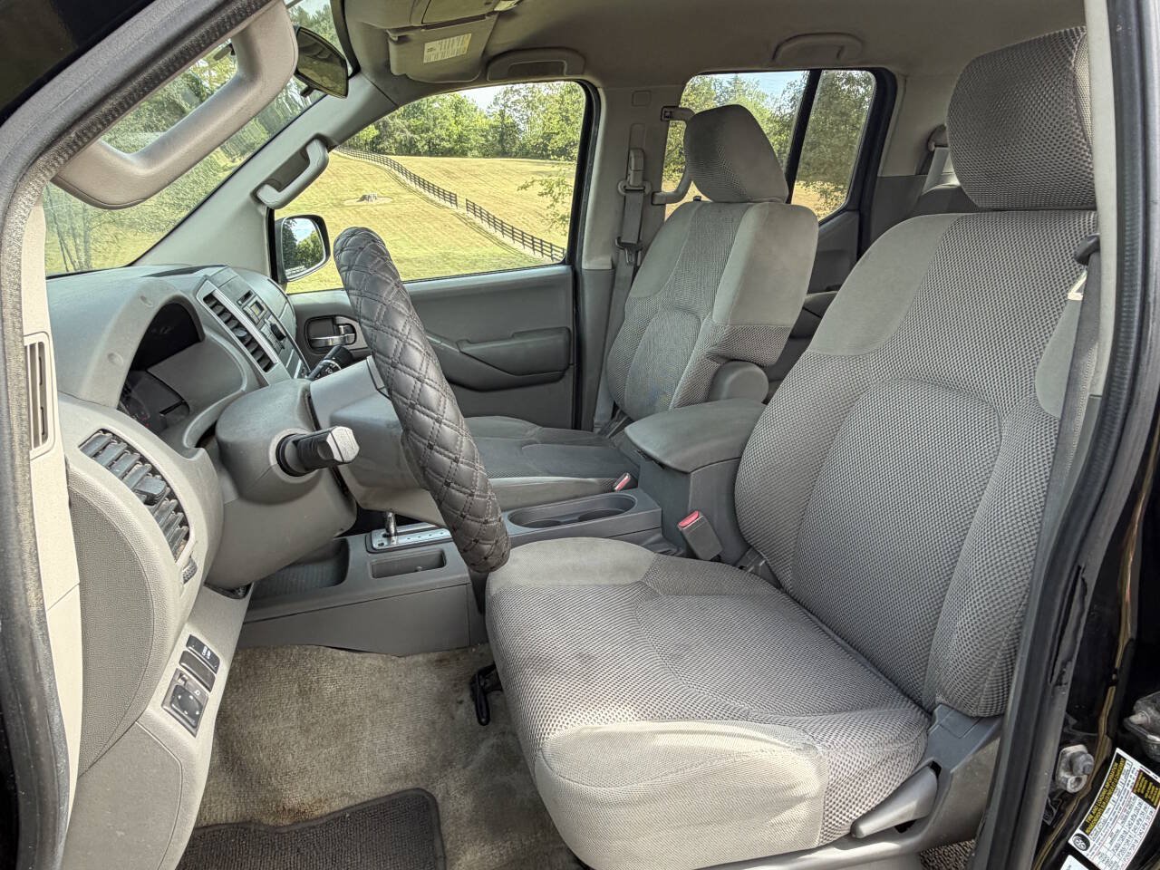 Used 2012 Nissan Frontier SV AWD/4WD image 17