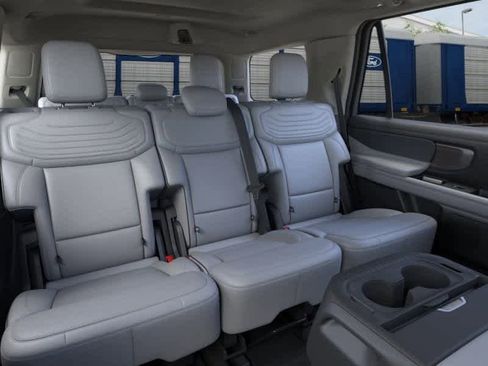 New 2026 Ford Expedition Platinum w/ Platinum Ultimate Package image 11