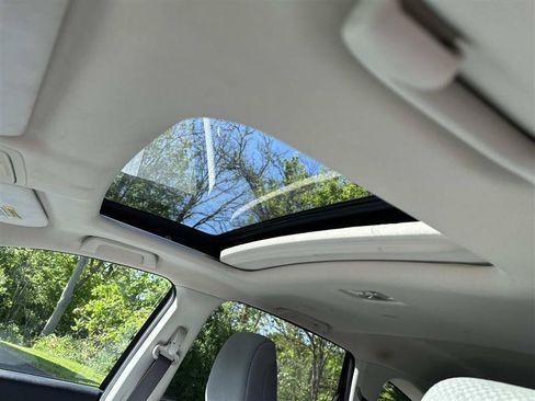 Used 2015 Honda CR-V EX image 10