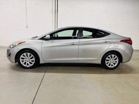Used 2011 Hyundai Elantra GLS FWD image 5
