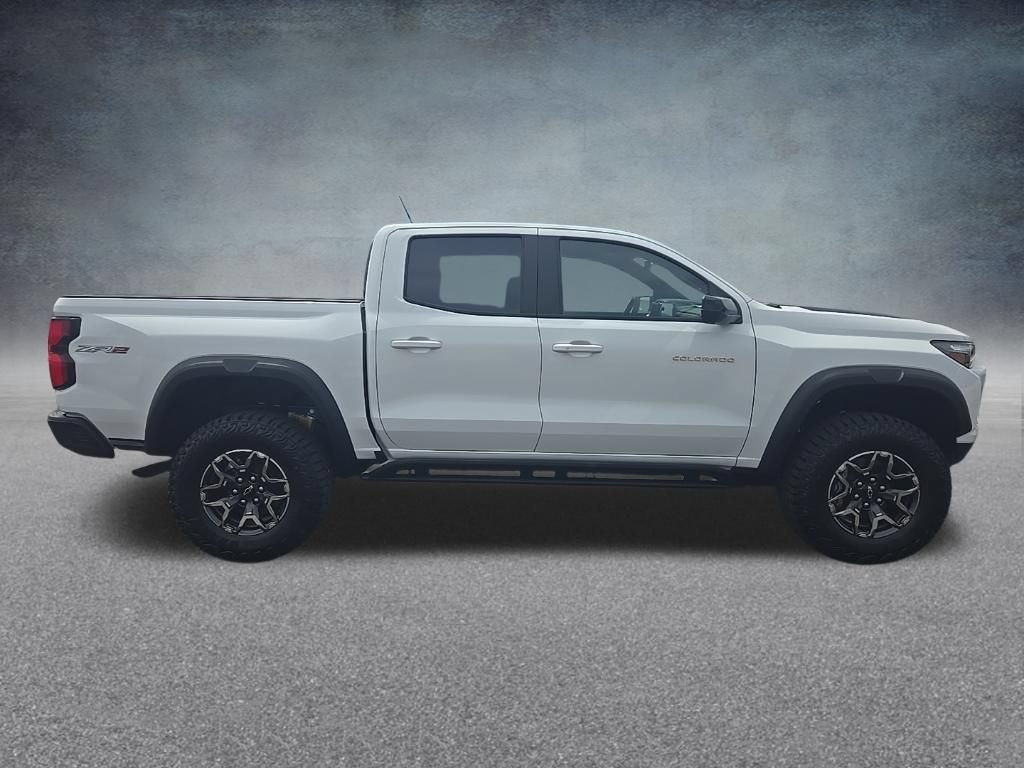 New 2026 Chevrolet Colorado ZR2 w/ Technology Package AWD/4WD image 2